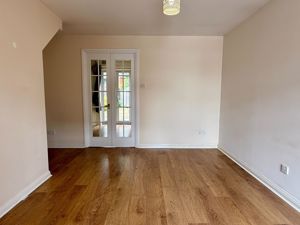Living room- click for photo gallery